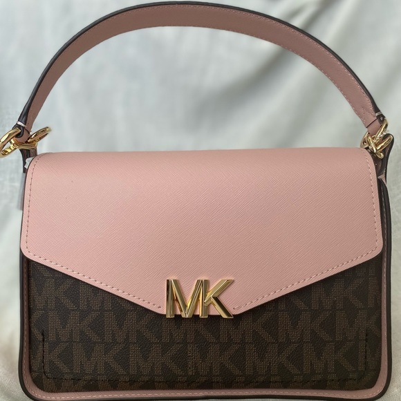 Michael Kors Handbags - Michael Kors Purse